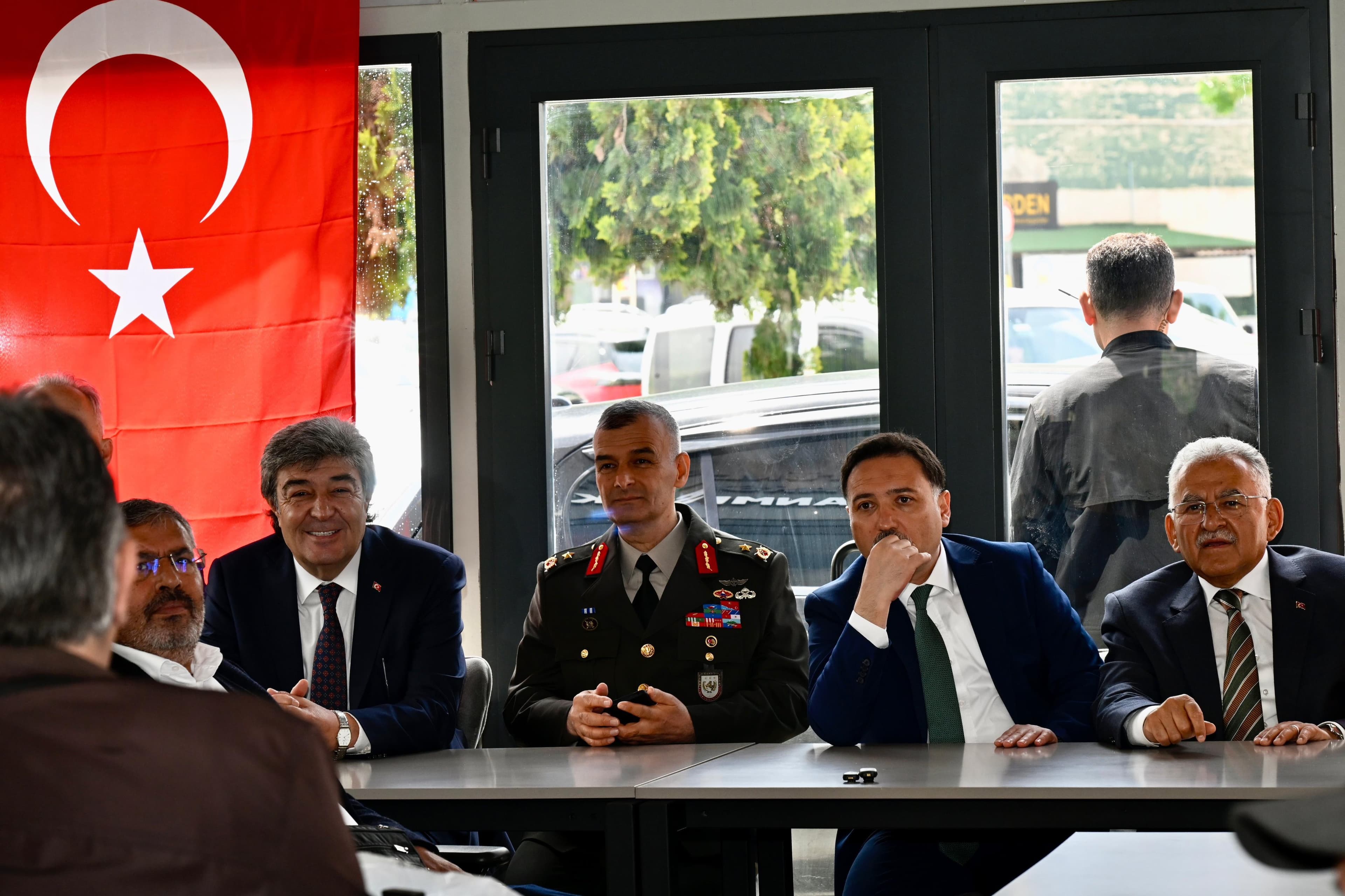 İl protokolü bayramlaştı