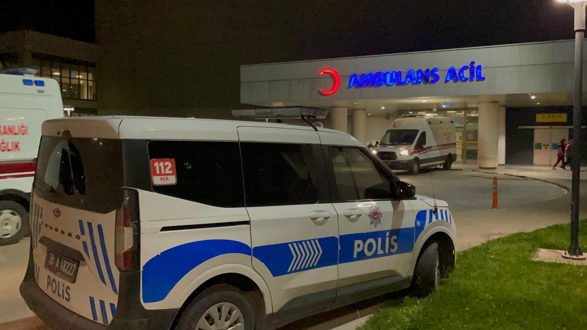 Kayınbaba ile damadı arasında bıçaklı silahlı kavga: 3 yaralı