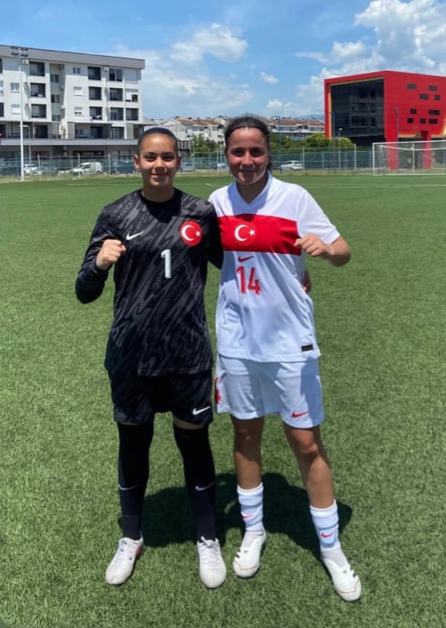 Kayserili sporcular Ayşe ve Hazal’ın da kadrosunda yer aldığı U16 Milli Takımı birinci oldu