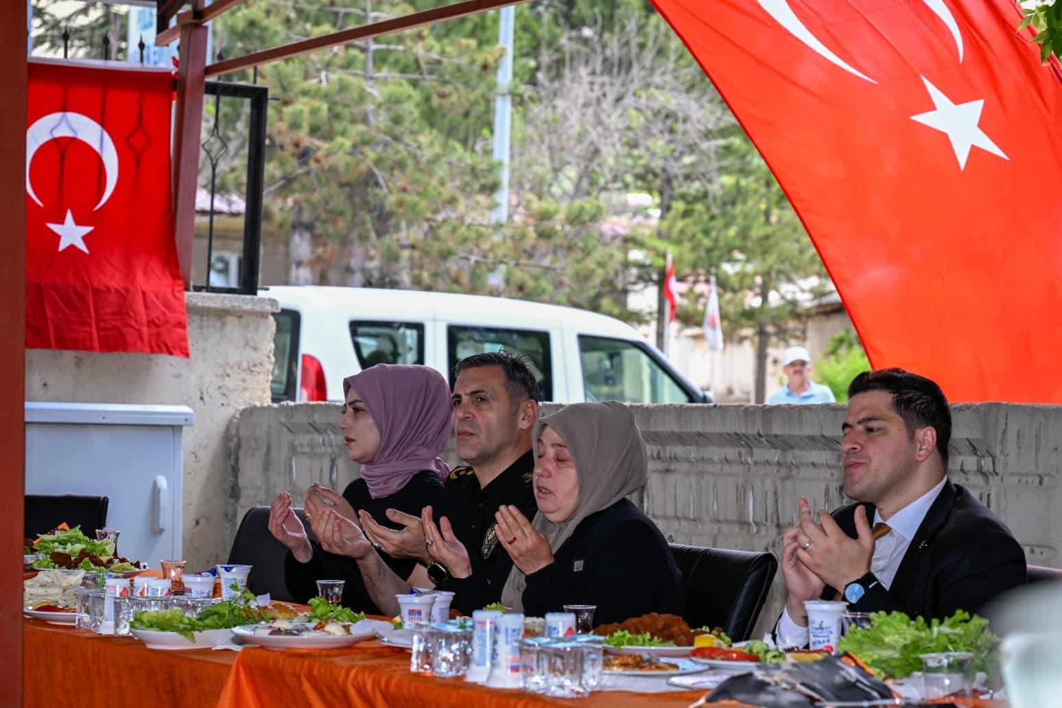Şehit polis memuru Akpınar’ın ismi, Pınarbaşı Polis Merkezi Amirliği'ne verildi
