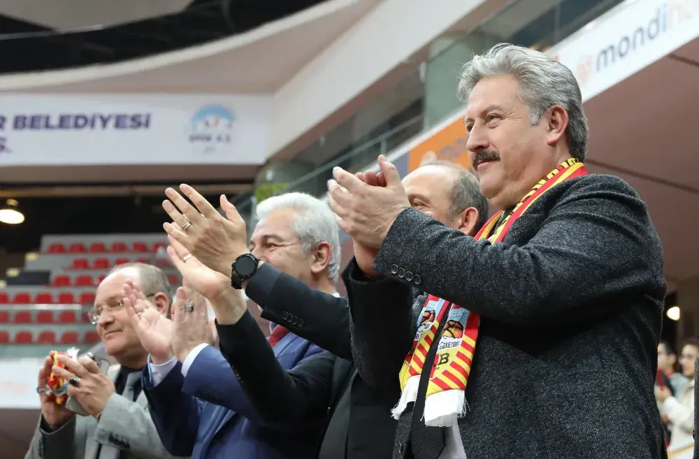 Başkan Palancıoğlu’ndan Melikgazi Kayseri Basketbol açıklaması; “Rekabetçi bir takım oluşturmamız için bir bütçe lazım”