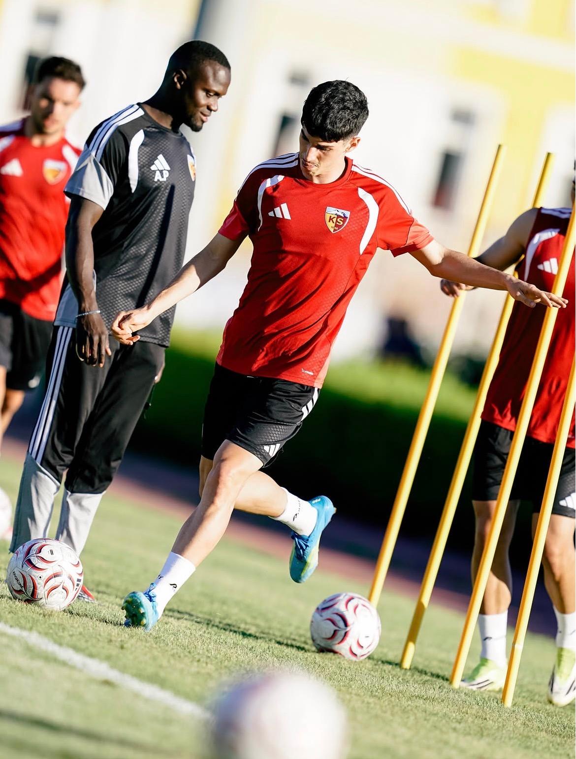 Kayserispor ikinci etap çalışmalarına başladı