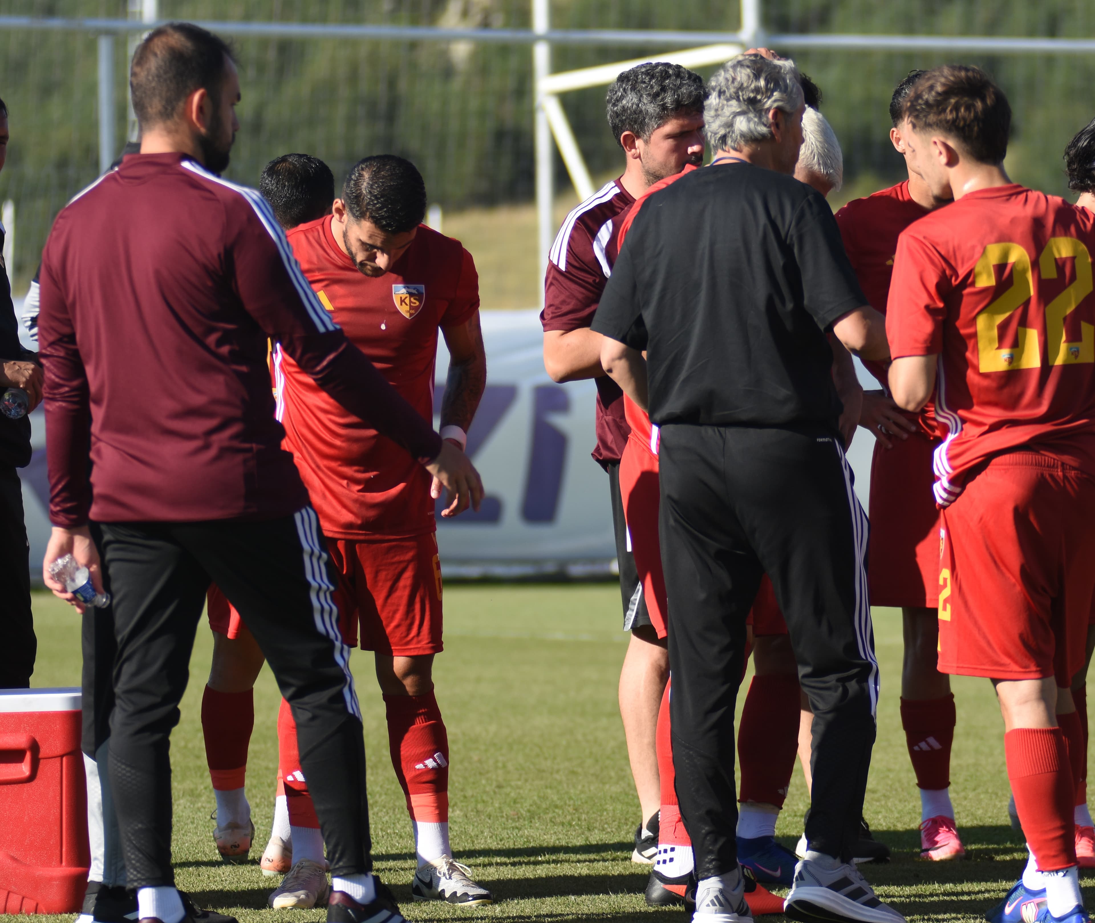 Kayserispor’da transfer tahtası için çalışmalar hızlandı
