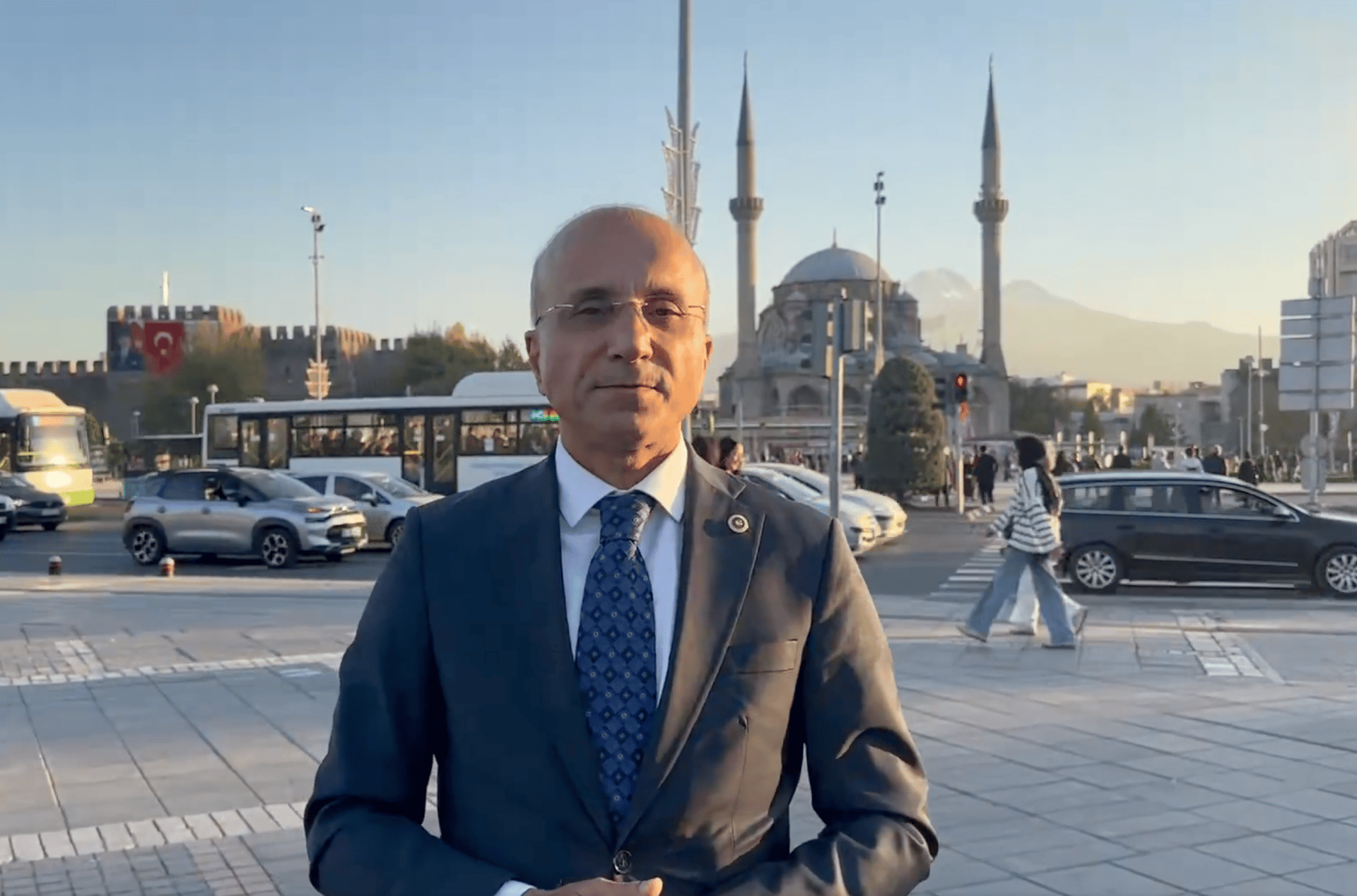Milletvekili Genç, “Kayseri artık çizgi film değil, hızlı tren görmek istiyor”