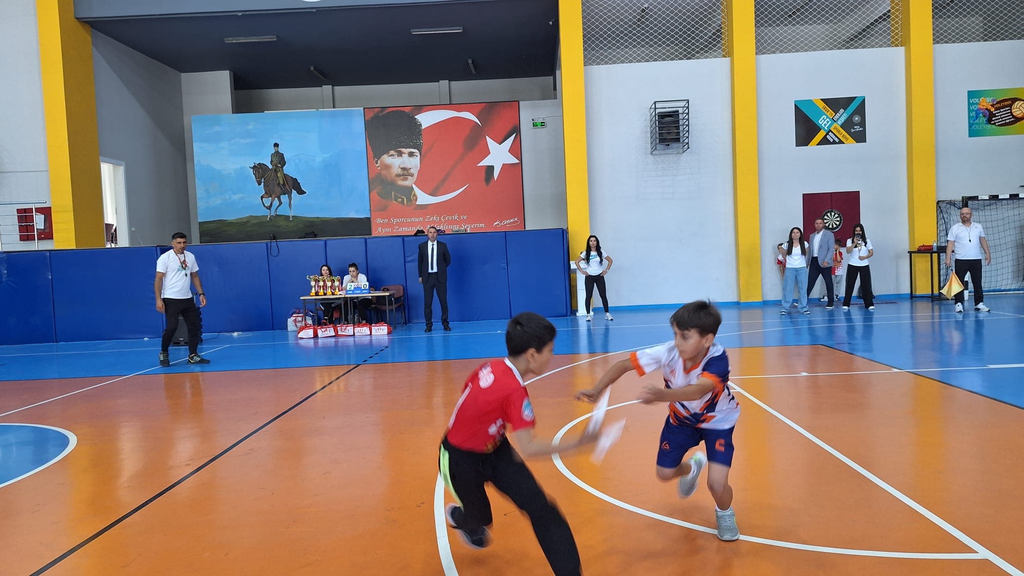 Geleneksel Oyunlar Şenliğinde şampiyon ‘Fatoş Büyükkuşoğlu İlkokulu’ oldu