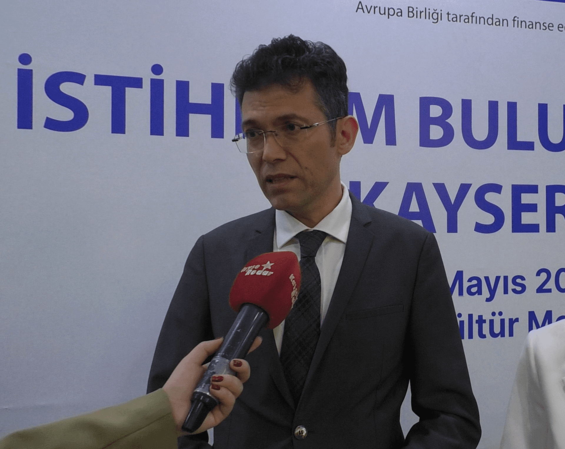 Vali Yardımcısı Kaçmaz, “İş bulma gayretinde olan vatandaşlarımıza sağlıklı bir ortamda bunu sağlayabilmelerini amaçlıyoruz”
