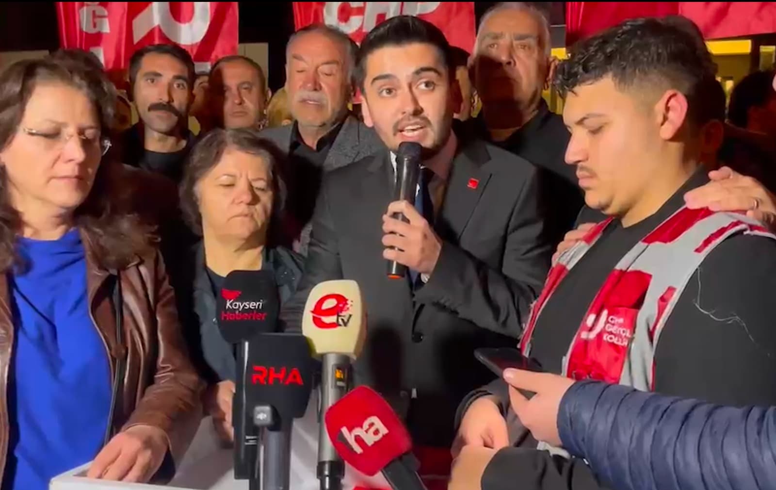 CHP İl Başkanı Gözbaşı, “Özgür Özel'in sonuna kadar yanındayız”