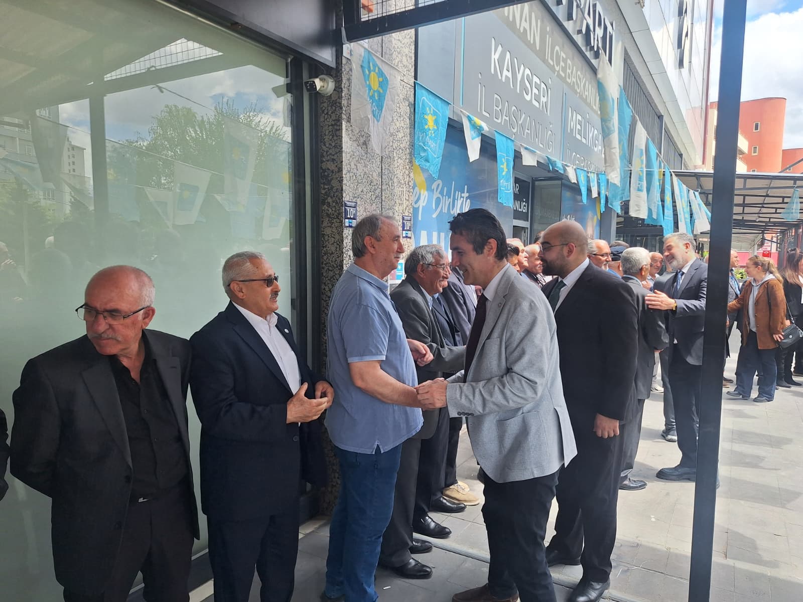 İYİ Parti teşkilatı bayramlaştı