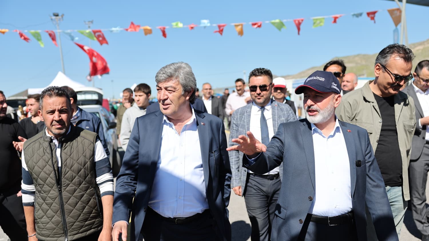 Başkan Çolakbayrakdar, “Modern kurban kesim ve satış alanımız Türkiye’ye örnek”