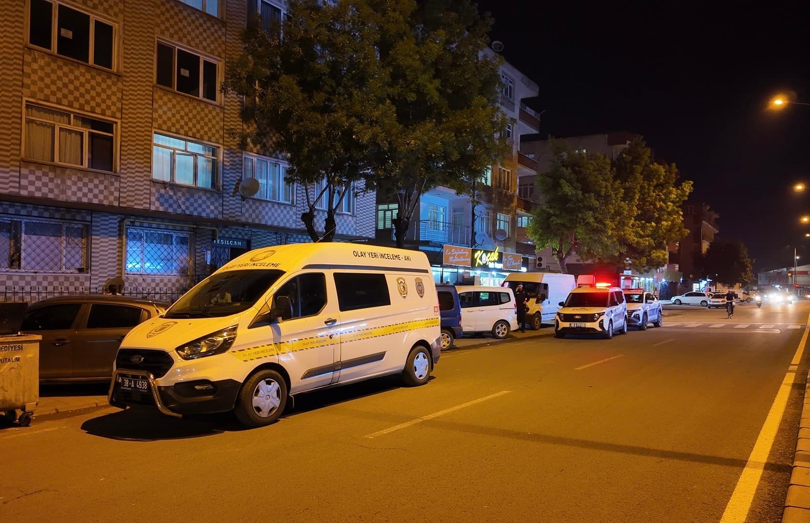 İkinci kattan düşen kadın yaralandı
