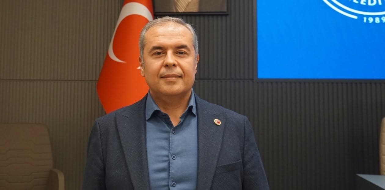 CHP’li Özgür Özer, “Havacılık Lisesi önündeki yola EDS talep ediyoruz”