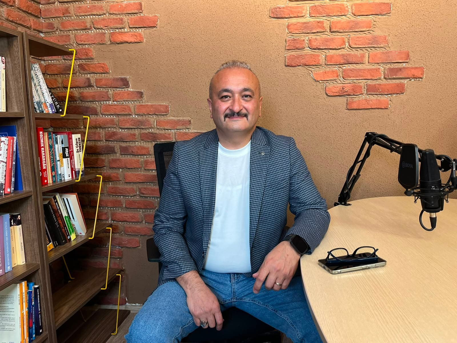 Finansal Yönetim Danışmanı Altıparmak, “EDS’lerin özel şirketlere ihale edilmesi kamu vicdanını rahatsız etti”