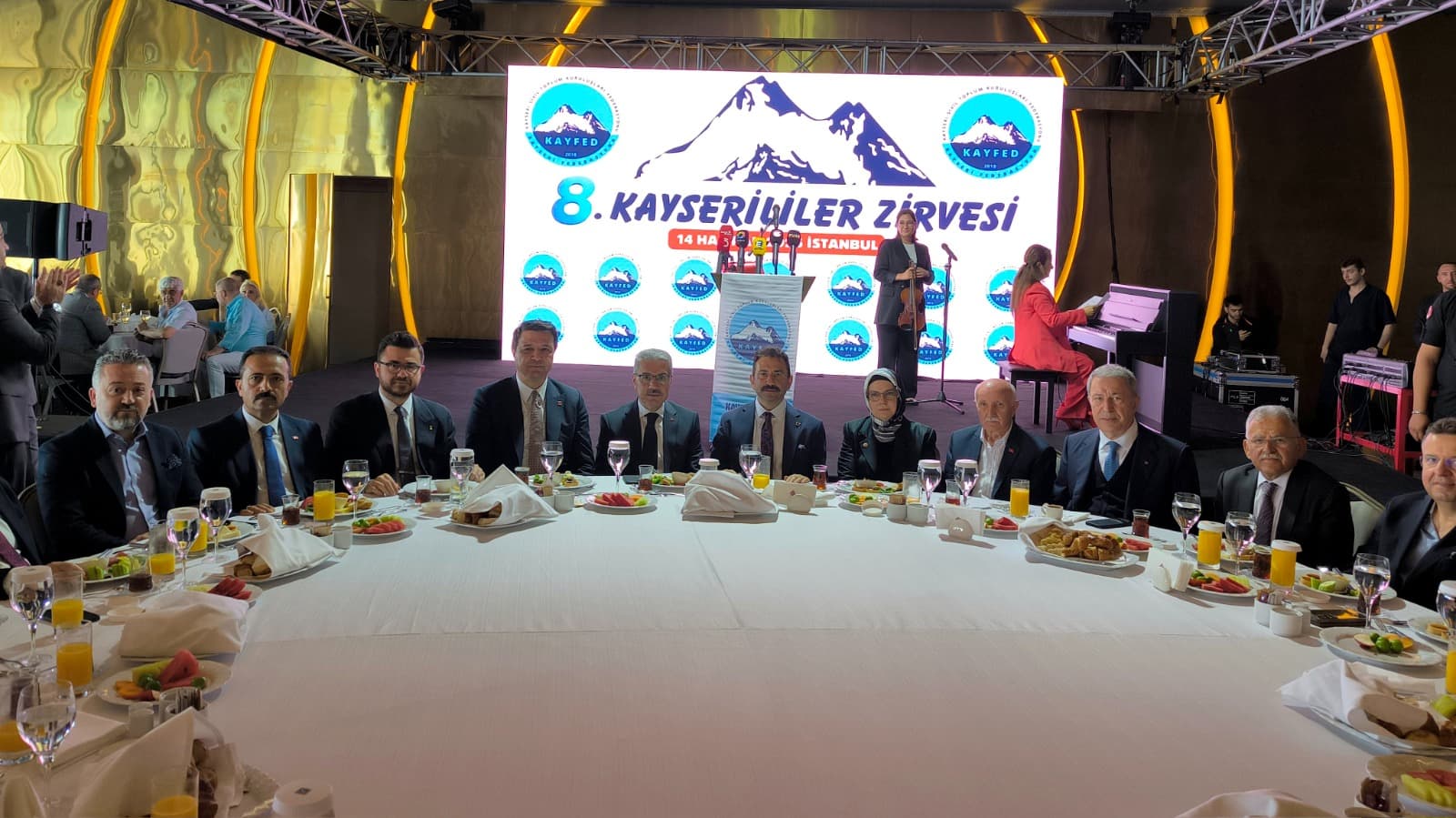 KAYFED Başkanı Temel, “İstanbul’da mükemmel bir Kayseri rüzgarı esti”