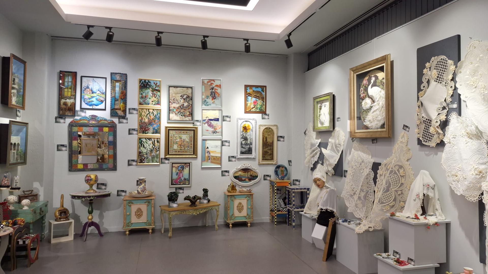 KAYMEK Yıl Sonu Sanat Sergisi, Millet Bahçesi’nde ziyarete açıldı
