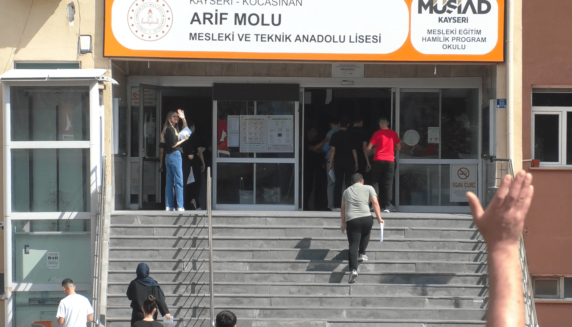 YKS’nin ikinci oturumu AYT başladı