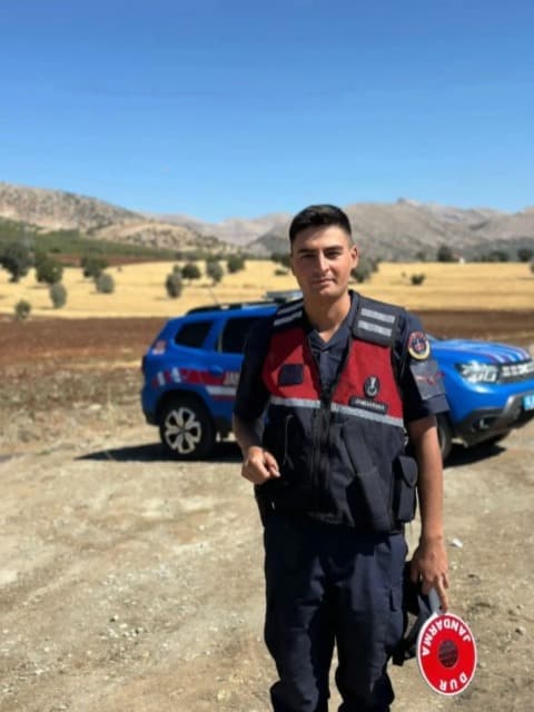 Feci kazada hayatını kaybeden Uzman Çavuş Neslihanoğlu son yolculuğuna uğurlandı