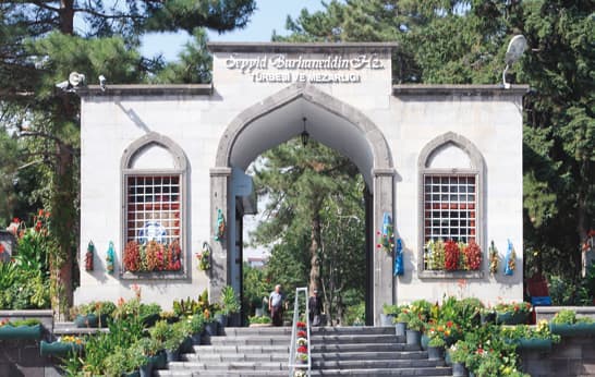YRP’den açıklama: “Seyyid Burhaneddin’e vefa, isminin yaşatıldığı mekanlarda da gösterilmelidir”