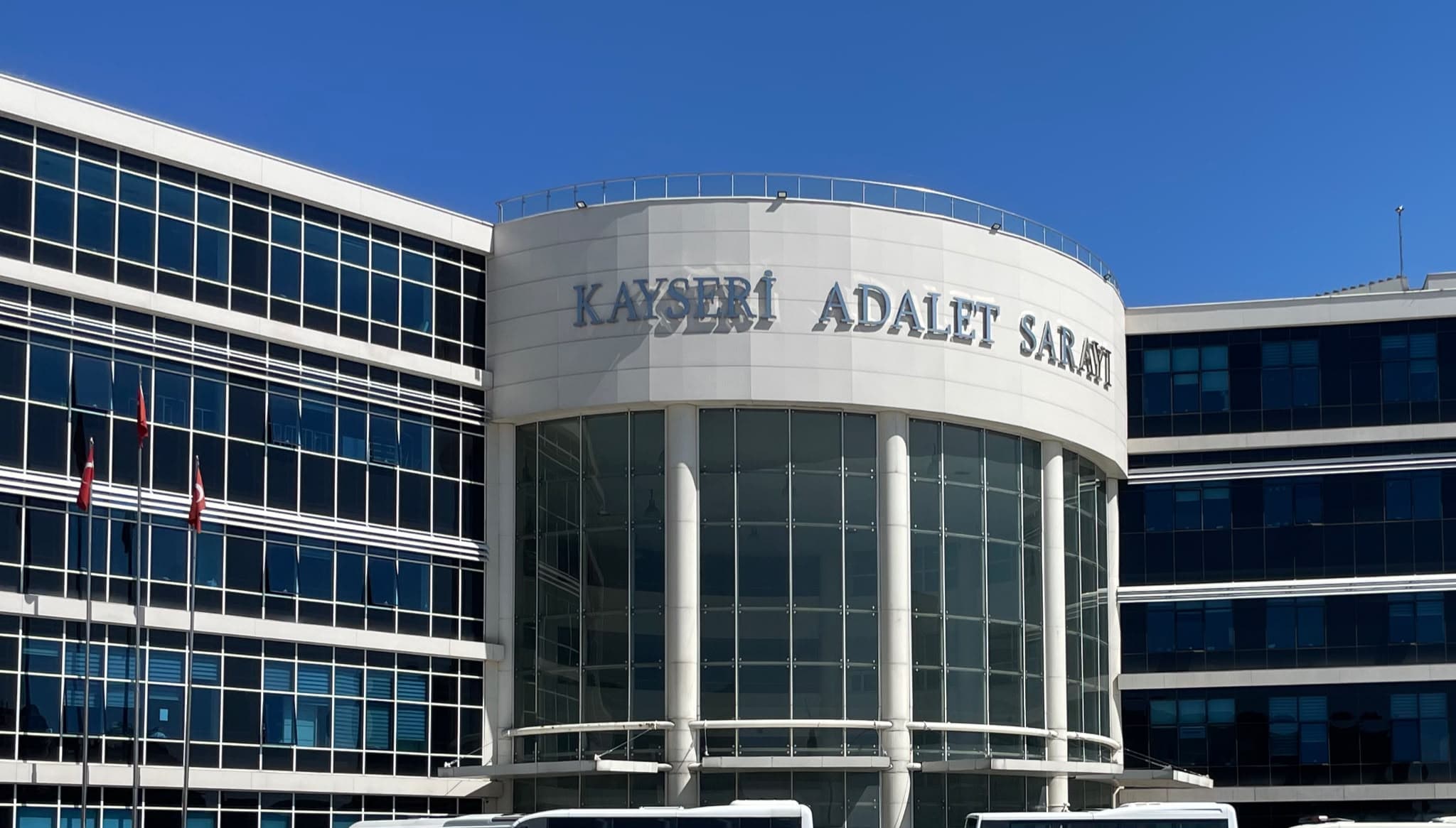 Uyuşturucu ticaretiyle yargılanan 2 sanık için istenen ceza belli oldu