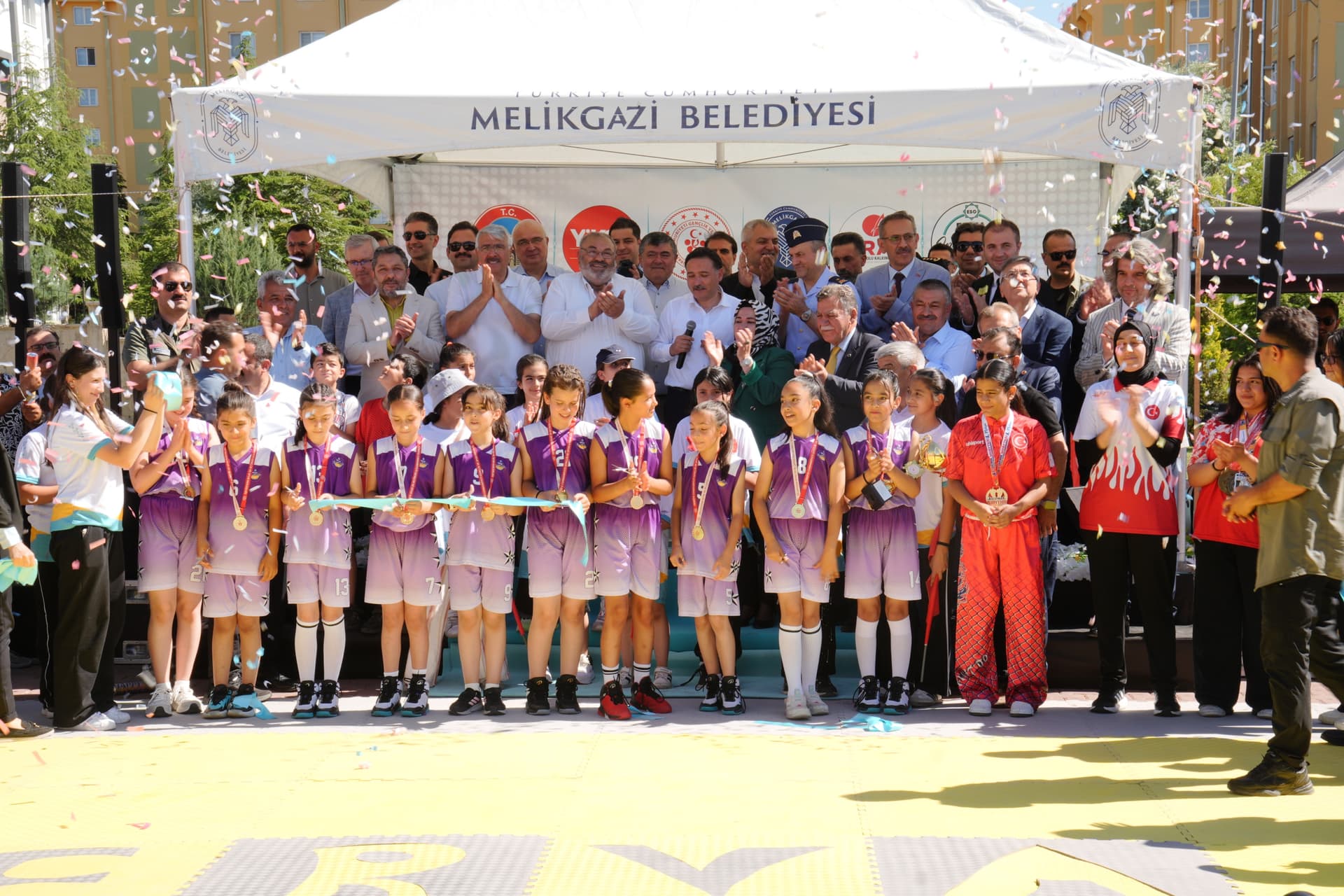 ERVA Spor Okulları’nın 71’ncisi ‘GENÇLİK ERVA Spor Kulübü’ açıldı