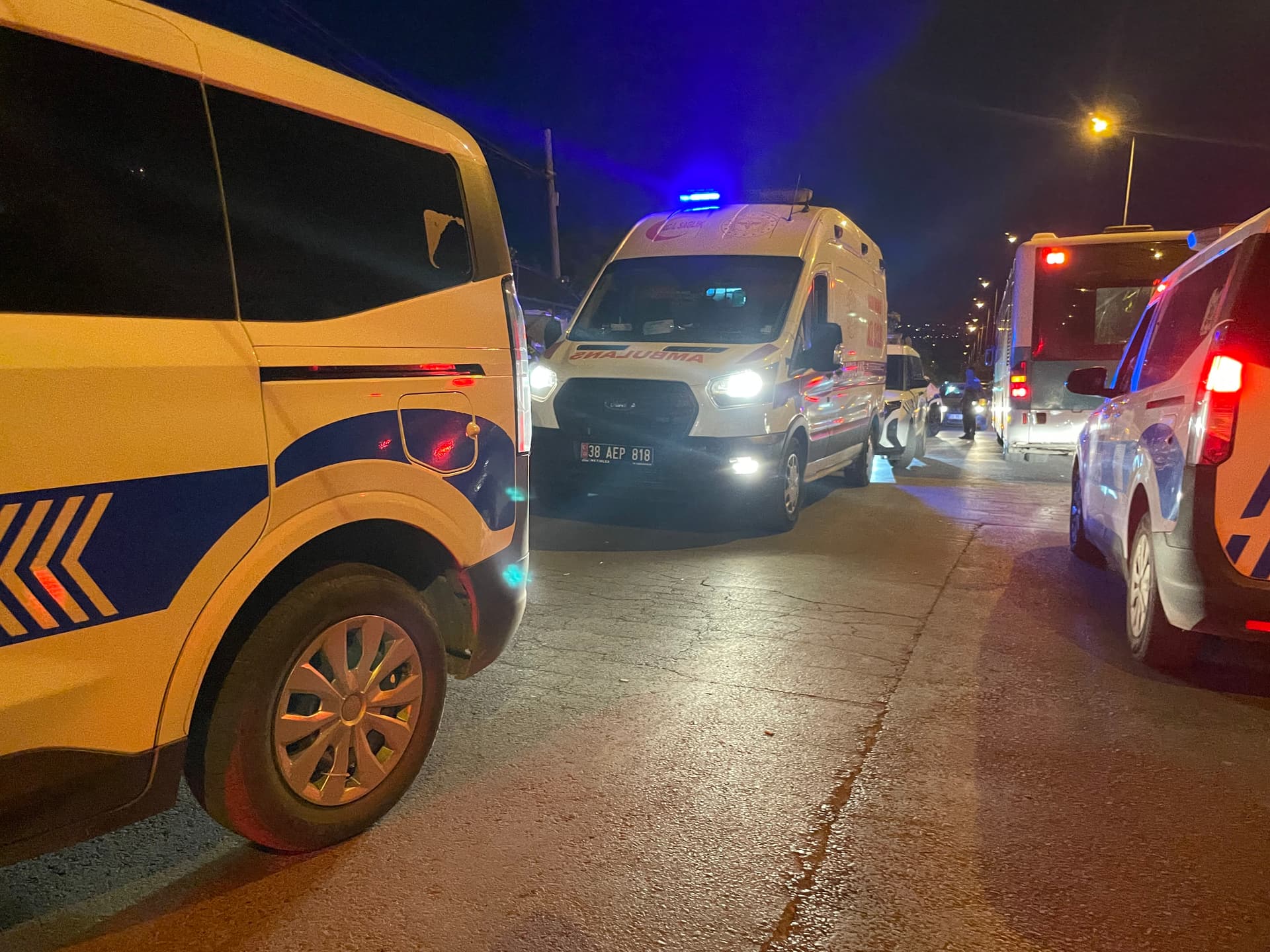Kardeşler arasında çıkan silahlı kavgada 1 kişi öldü