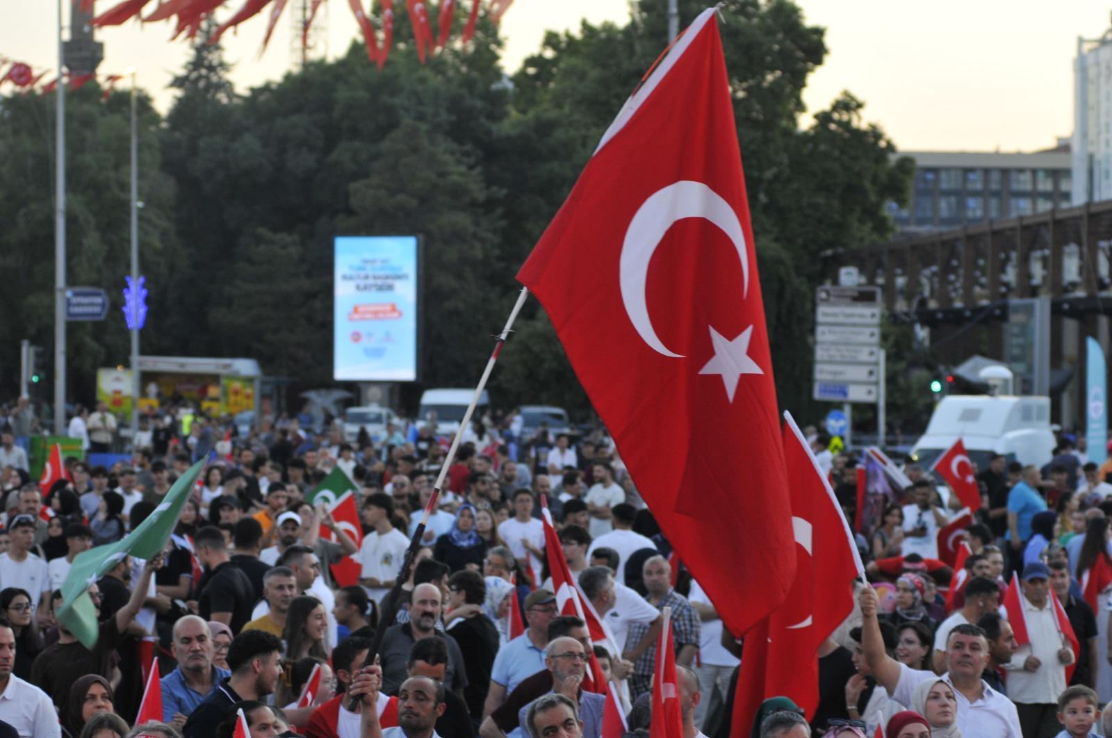 Kayseri’de 15 Temmuz Demokrasi ve Milli Birlik Günü coşkuyla kutlandı