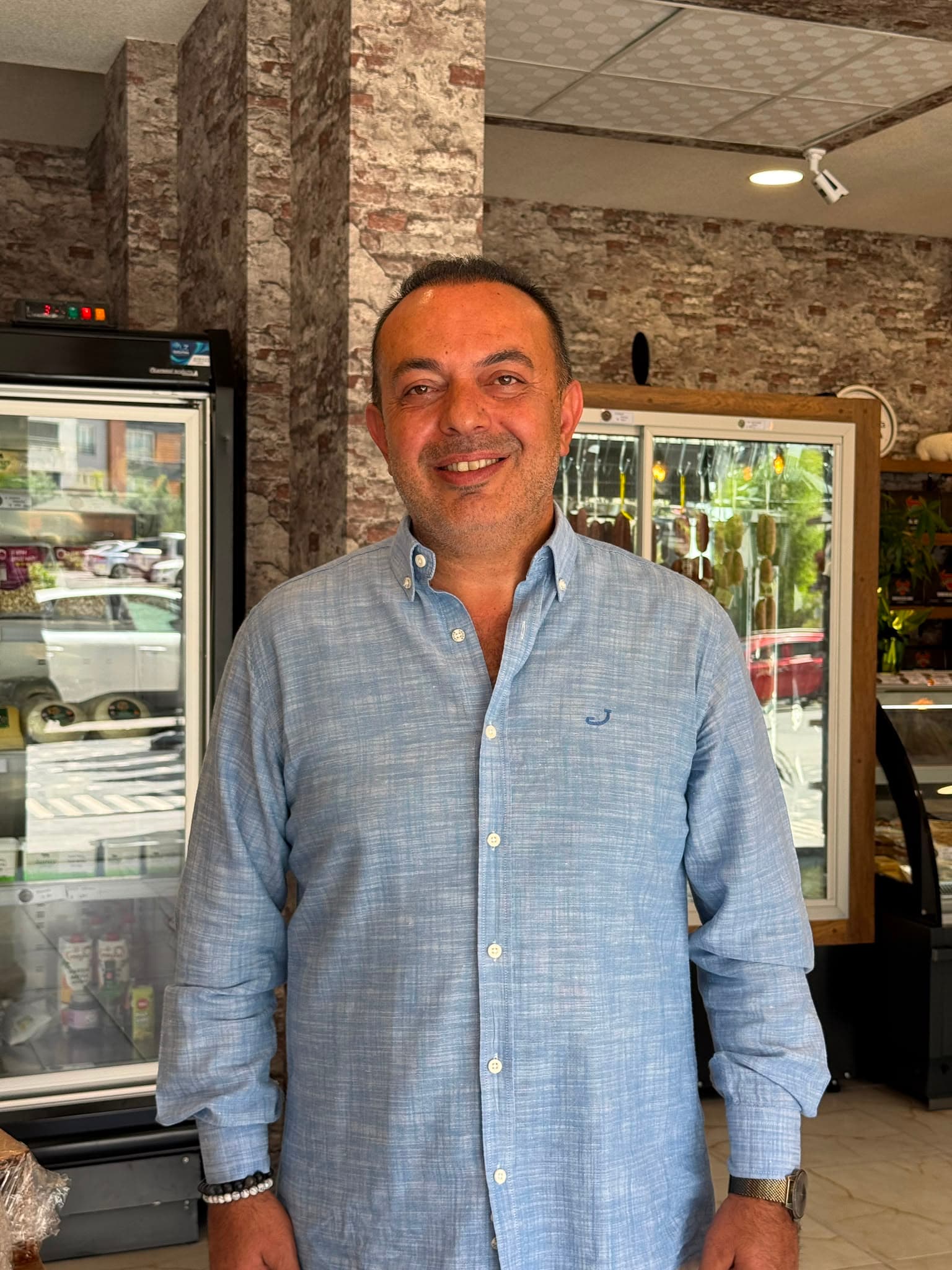 Gıda Mühendisleri Odası Başkanı Türkarslan; “Üretim yeri belli olmayan, üzerinde tarihi yazmayan, açıkta satılan ürünlerden kaçınmalı”