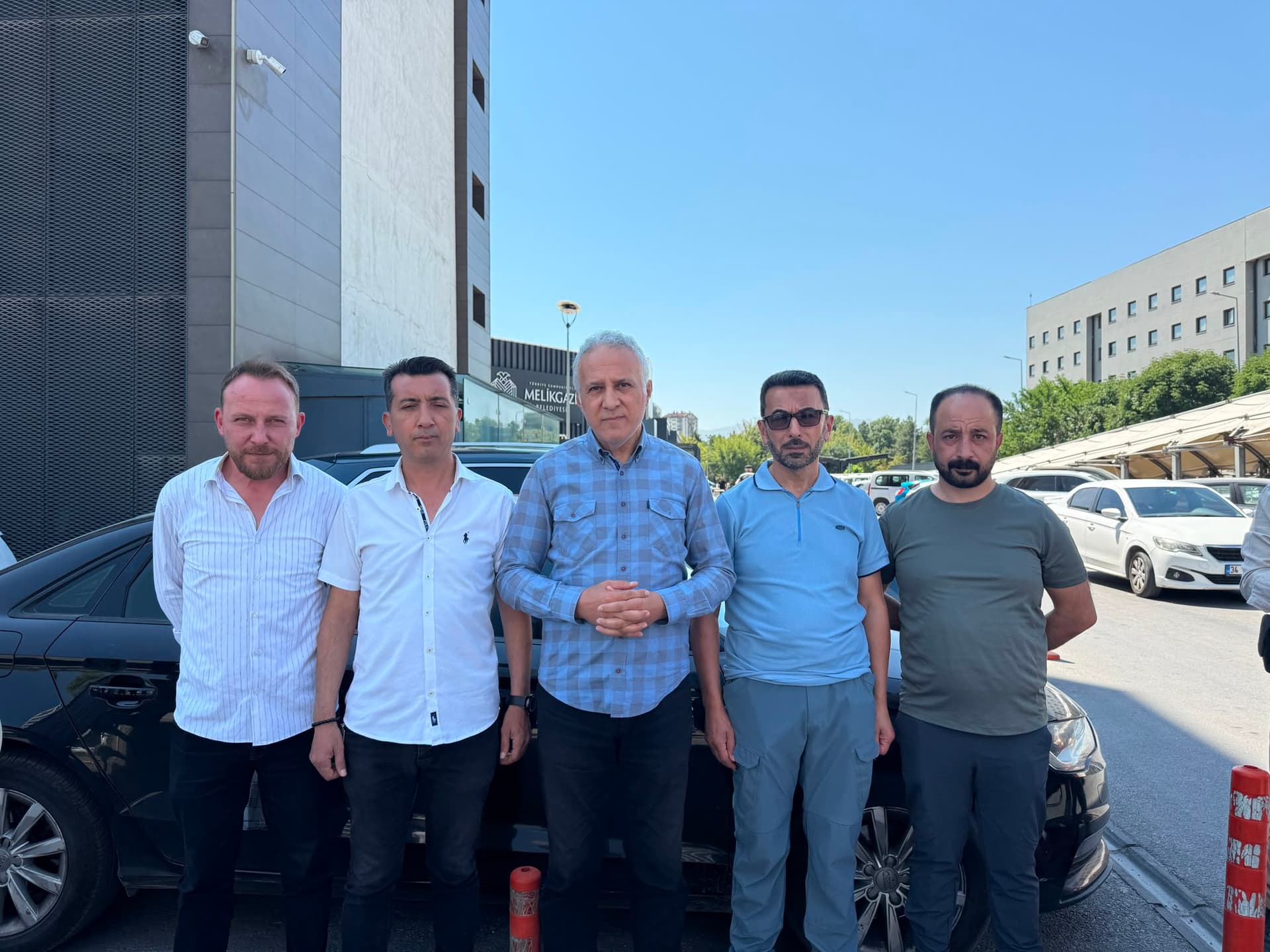 Tüketiciler Birliği Genel Başkanı Şahin, “Muhtarları pasifize etmek belediyecilik değildir”