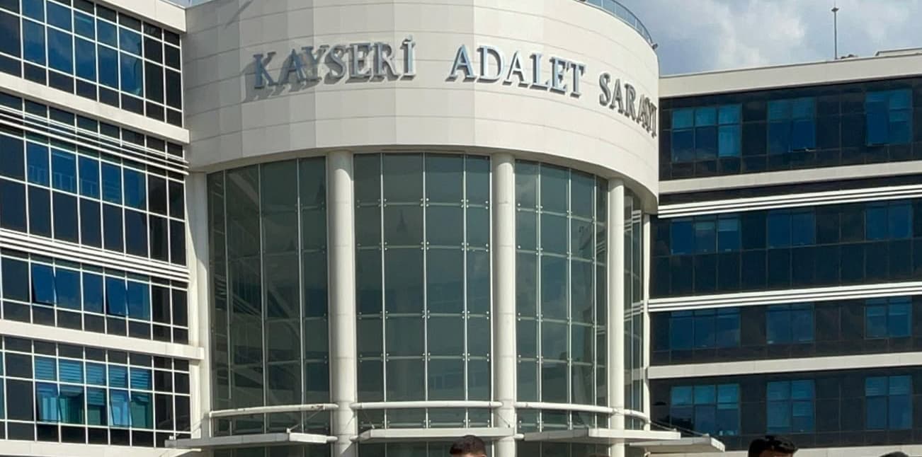 Uyuşturucu ticareti suçuyla yargılanan sanıklara 15'er yıl hapis