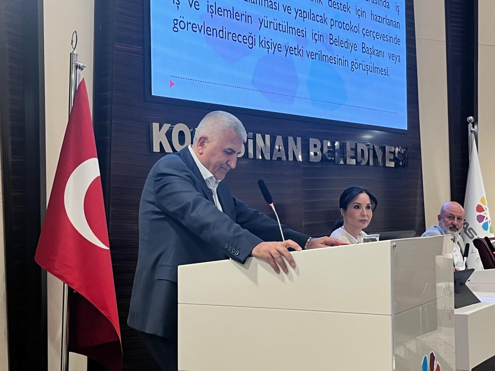 Kocasinan Belediye Meclisi’nde tansiyon yükseldi