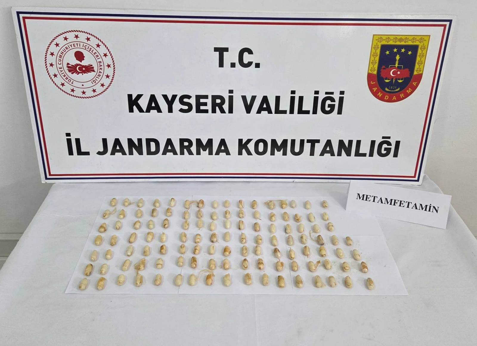 Kayseri’de, bağırsağında 604 gram metamfetamin çıkan şahıs yakalandı