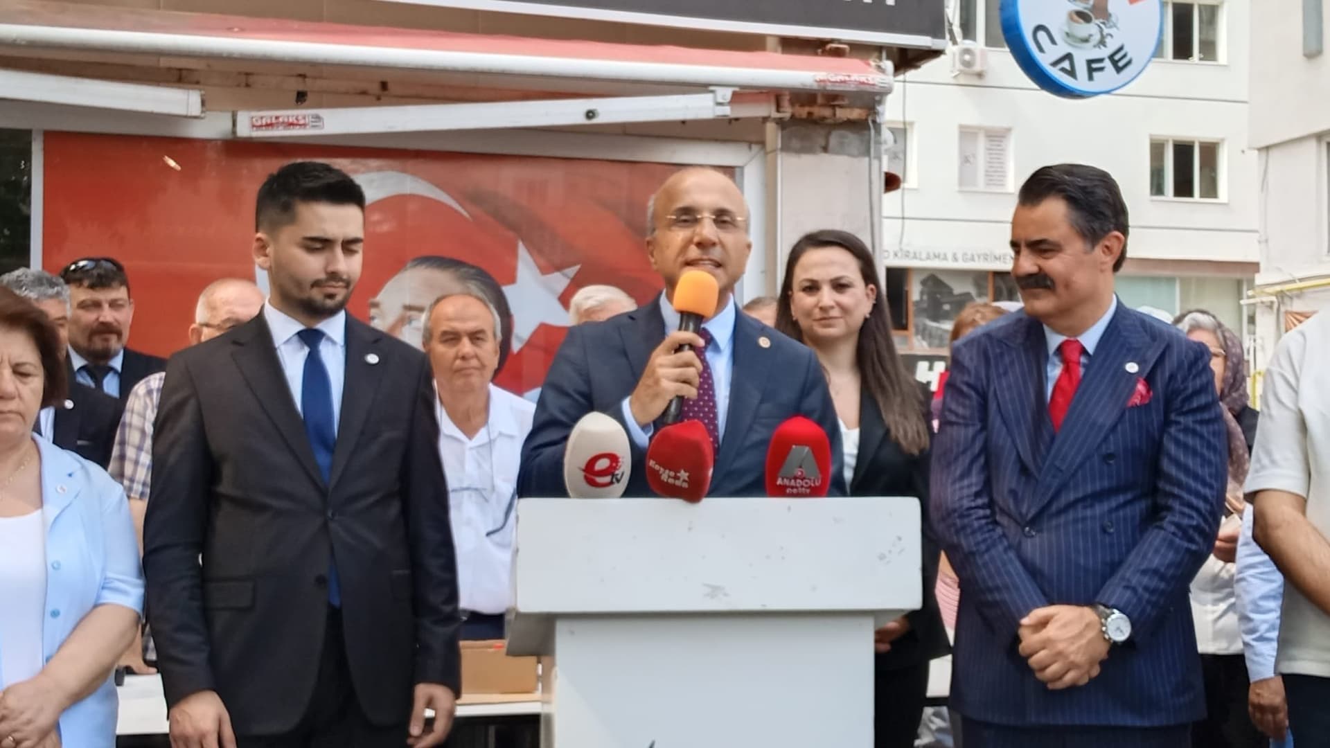 YENİ Parti Milletvekili Genç, “2 günde 200 bine yakın vatandaşımız partimize üye oldu”