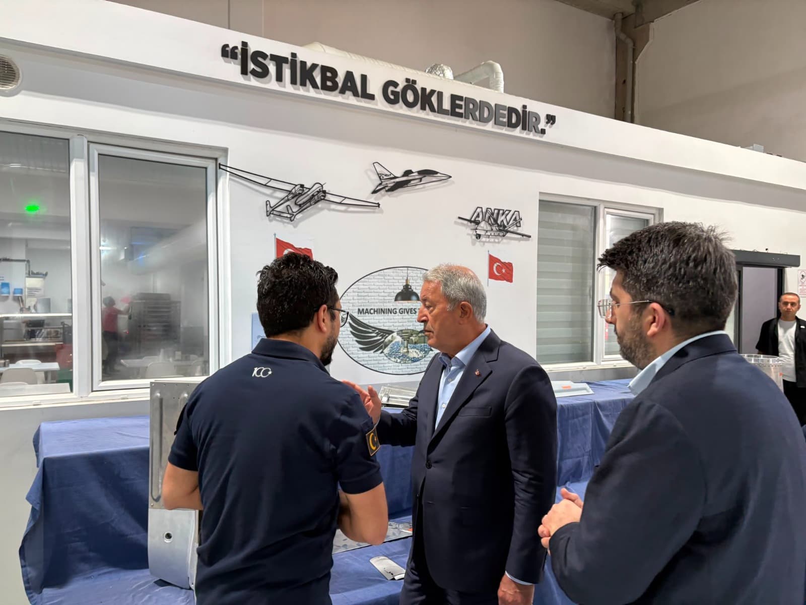 Akar, “Kayseri 100 yıl sonra yeniden uçak yapıyor”