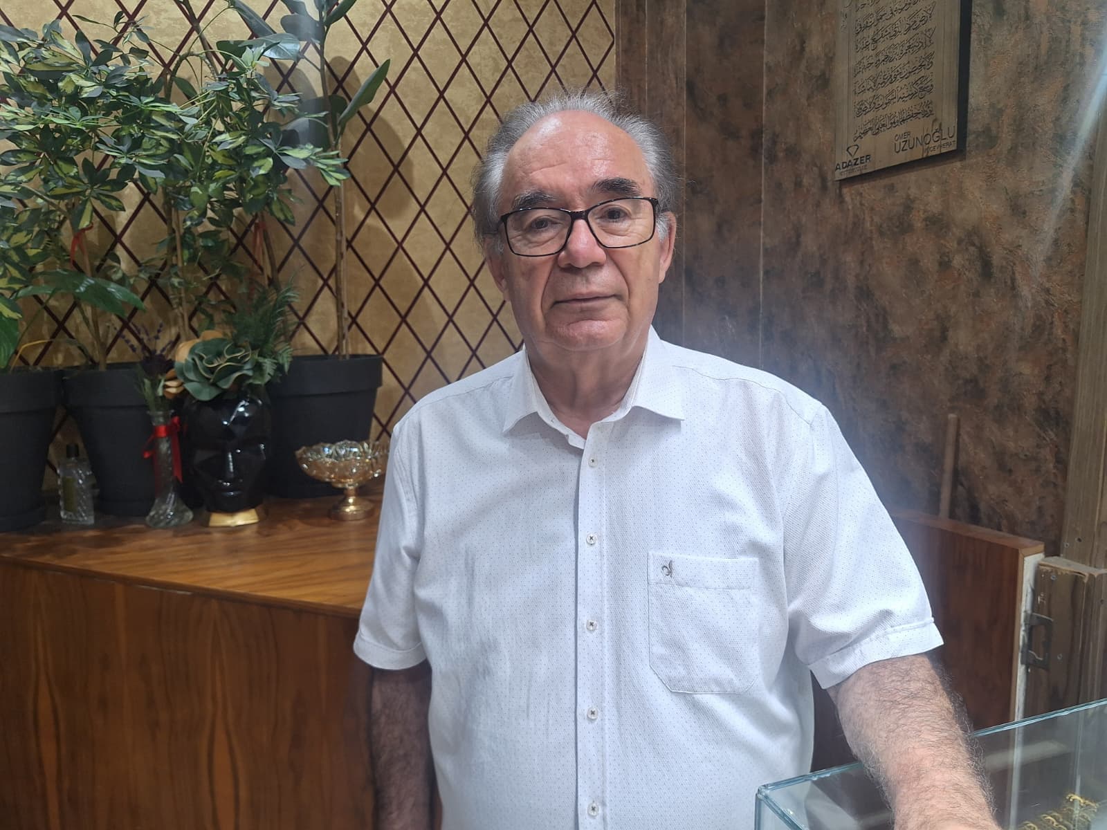 Ekonomist Uzunoğlu; “Altının yönü yukarı doğru olacak”