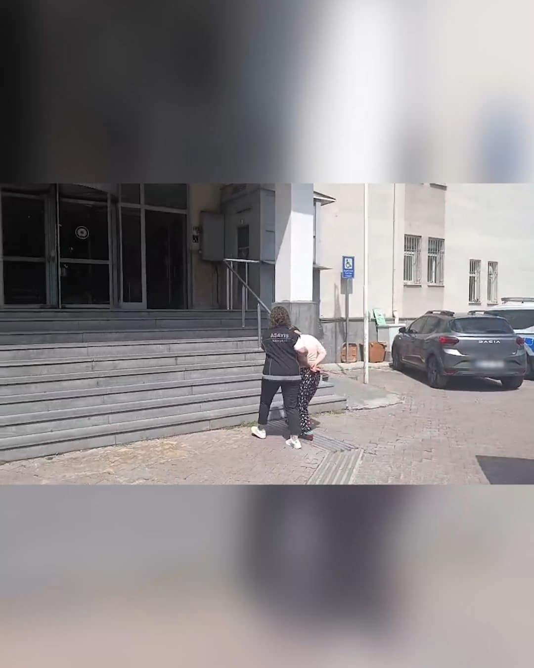 Hırsızlık suçundan aranan kadın yakalandı