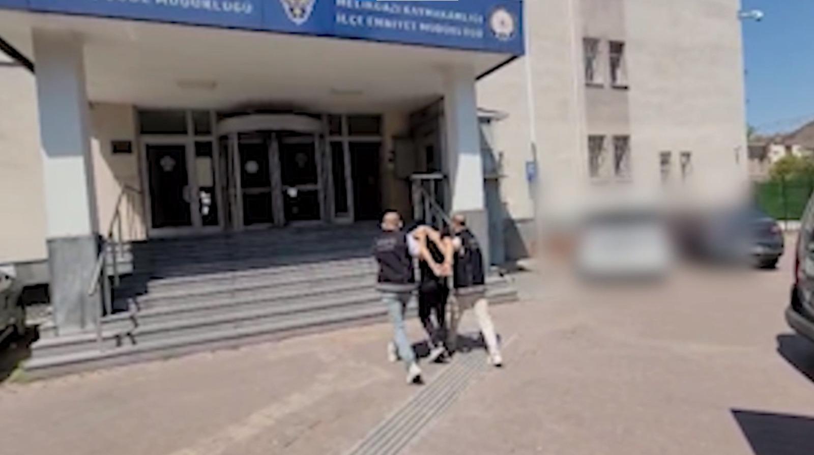 Hırsızlık suçundan aranan firari yakalandı