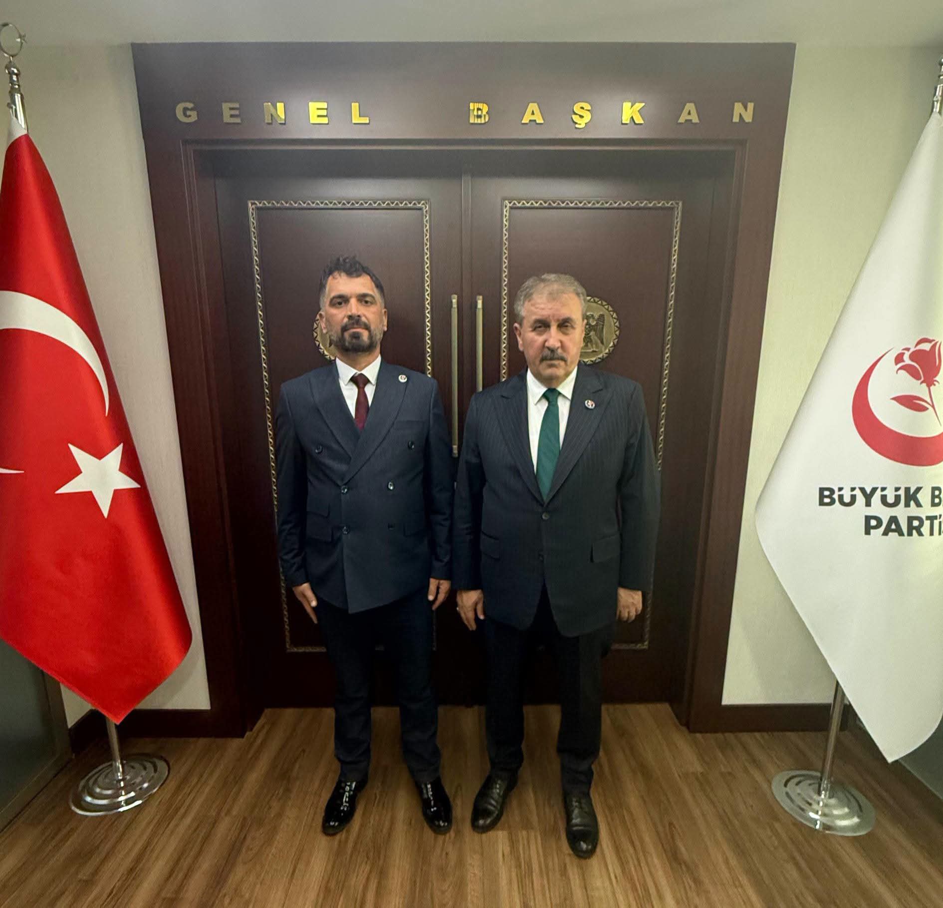 Büyük Birlik Partisi Kayseri İl Başkanı Dirmen, Genel Başkan Destici ile bir araya geldi