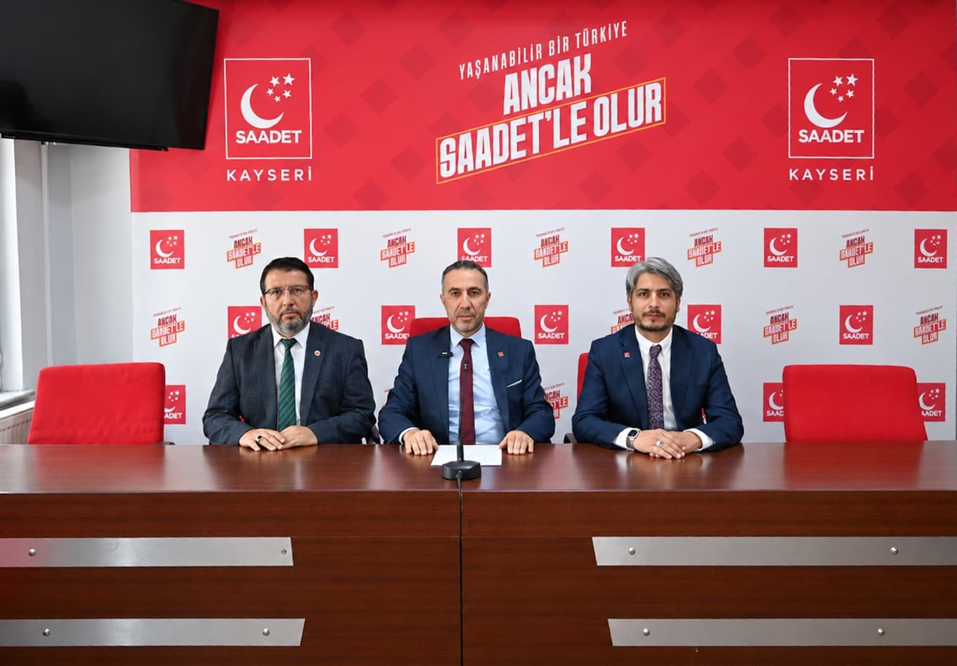 Saadet Partisi İl Başkanı Altun, “Bilgili olduğu kadar ahlaklı nesiller yetiştirmeliyiz”