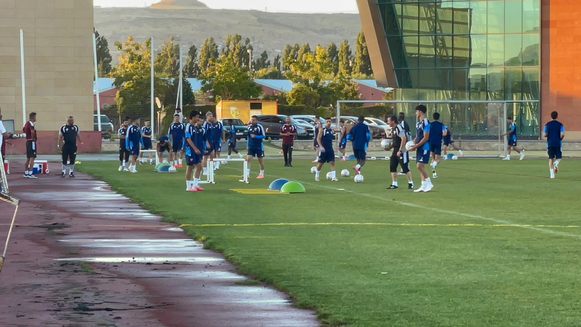 Kayserispor Teknik Direktörü Atila Gerin: Gelişeceğiz