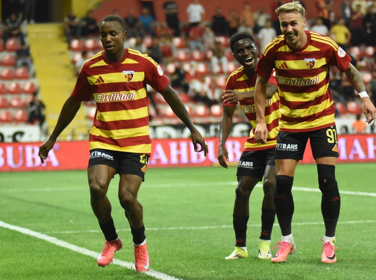 Kayserispor Seferi – Moreno işbirliğiyle zirveye kuruldu