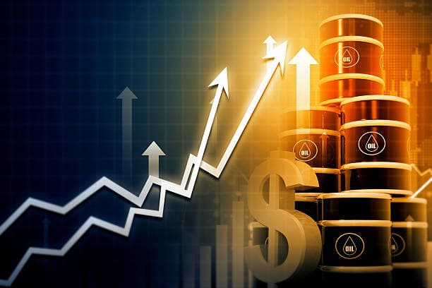 Akaryakıttan tarihi rekor: Motorinin litresi 102 lira