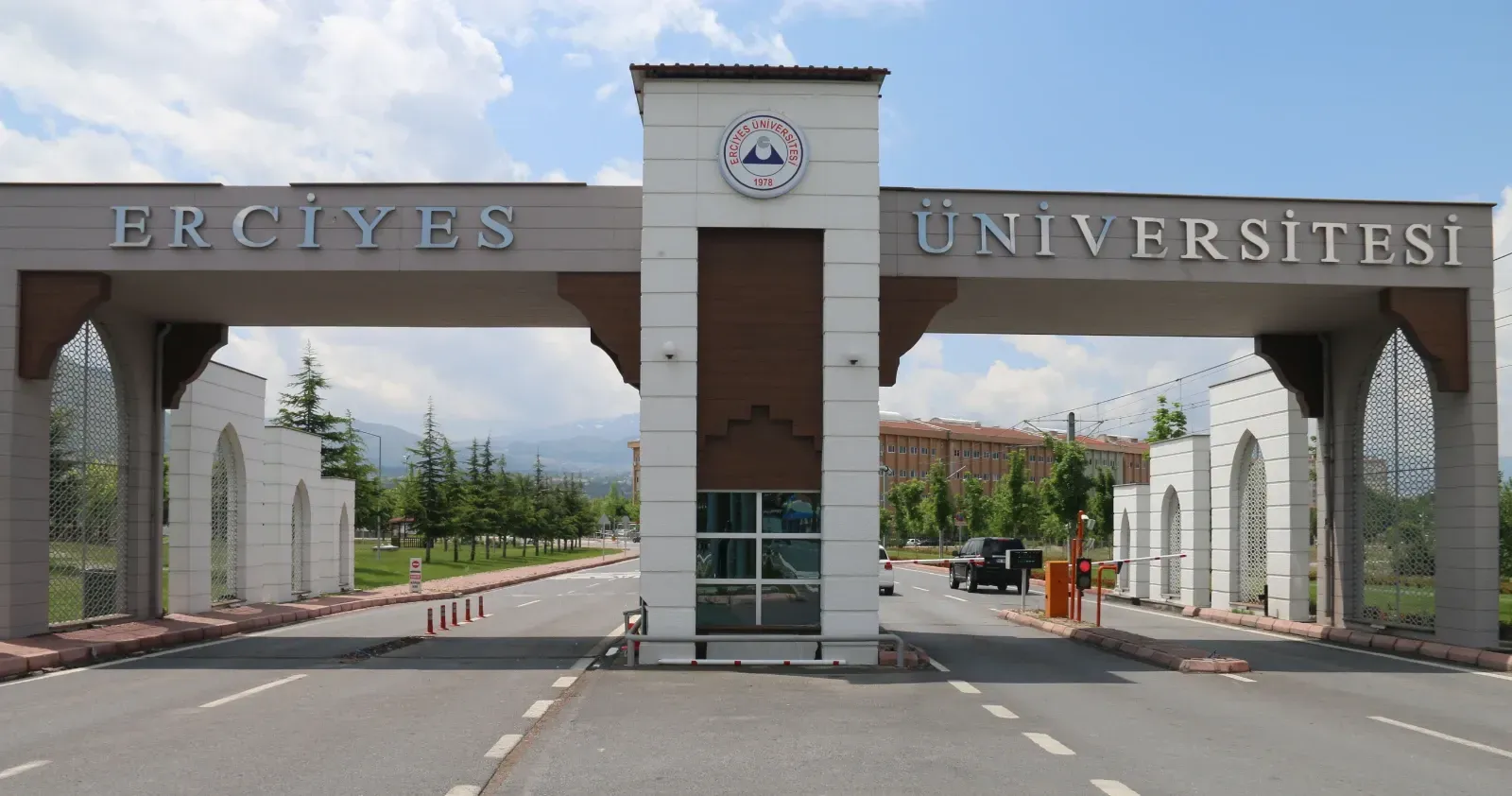 ERÜ, en iyi 14. Araştırma Üniversitesi seçildi