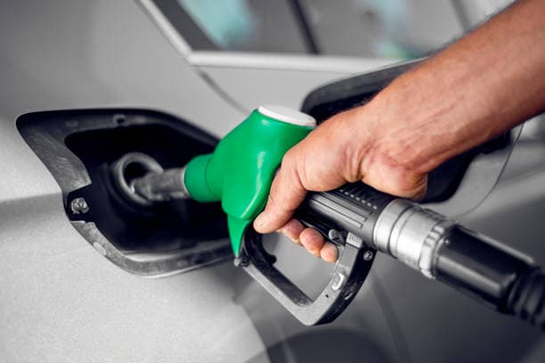 Motorin 100 liranın altına düştü