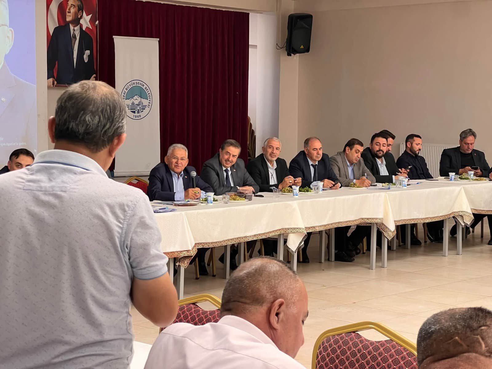 Yeşilhisar’da muhtarlar mahalle halkının taleplerini iletti