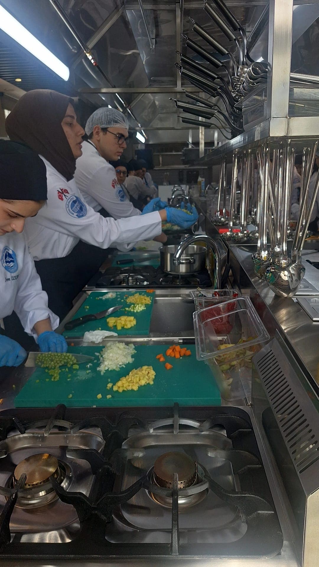 Kayseri Mutfak Akademisi’nde, gastronomi öğrencilerine teorik eğitim veriliyor