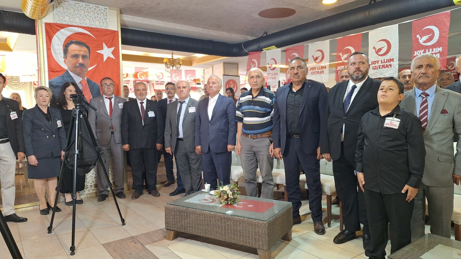 Genel Başkan Remzi Çayır “Ey Kayserililer parti değişir, iktidar değişir ama sizin haliniz değişmez”