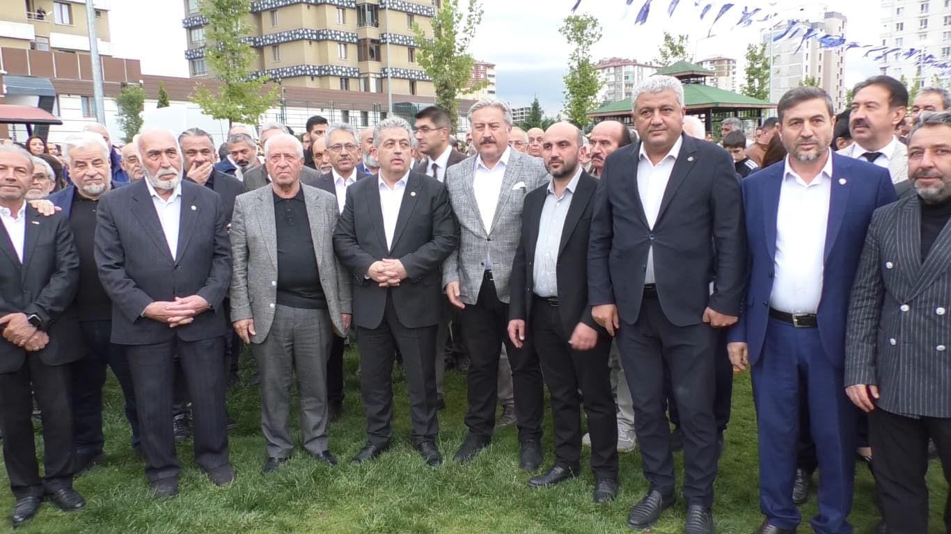 Ahmet Taş Parkı ve Sosyal Tesisinin açılışı yapıldı