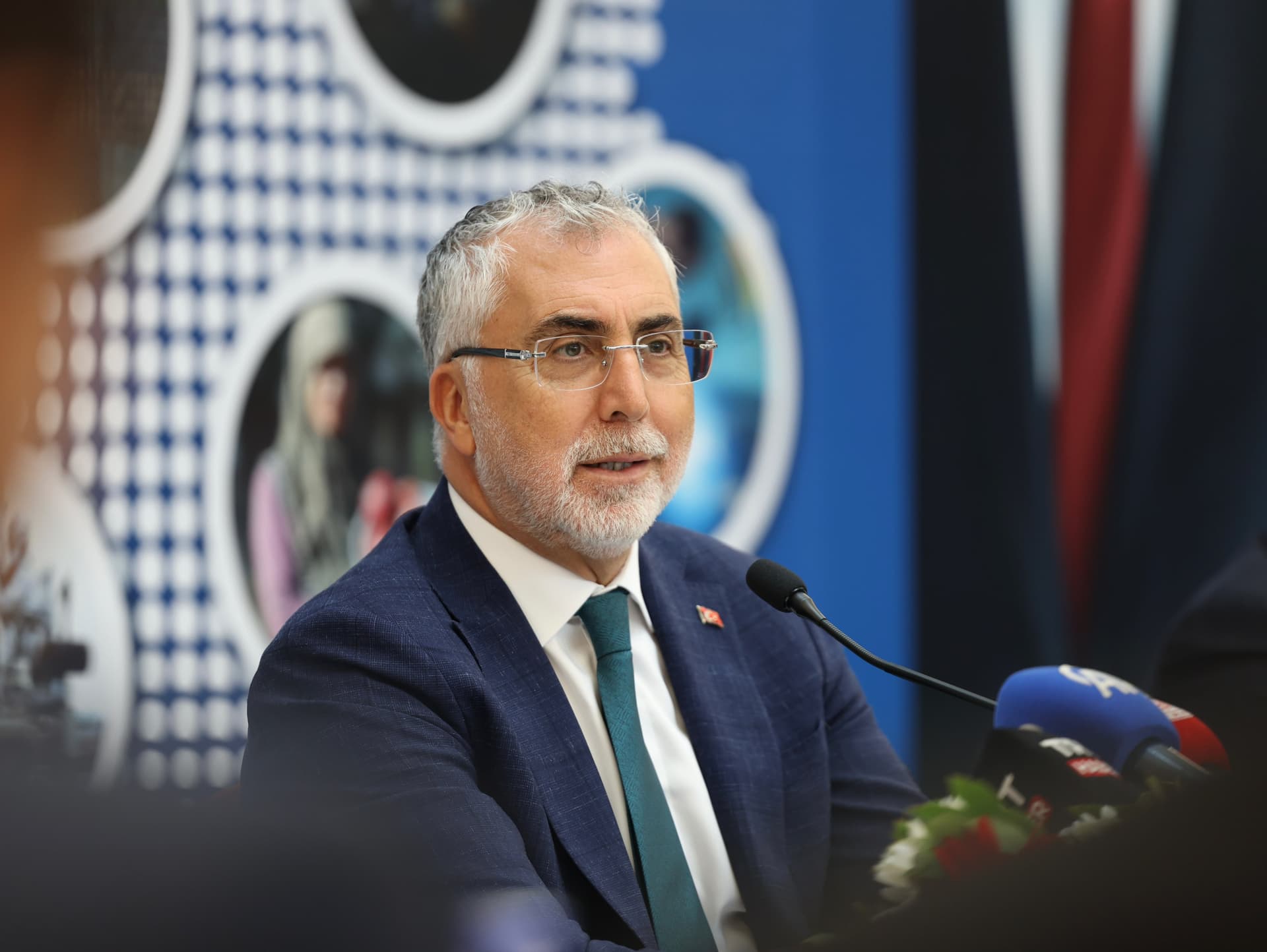 Bakan Işıkhan: “Gençlerde işsizlik azaldı”