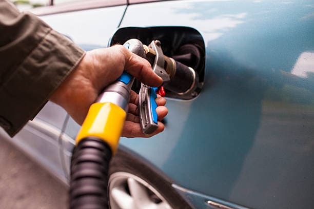 Motorine dün zam bugün indirim