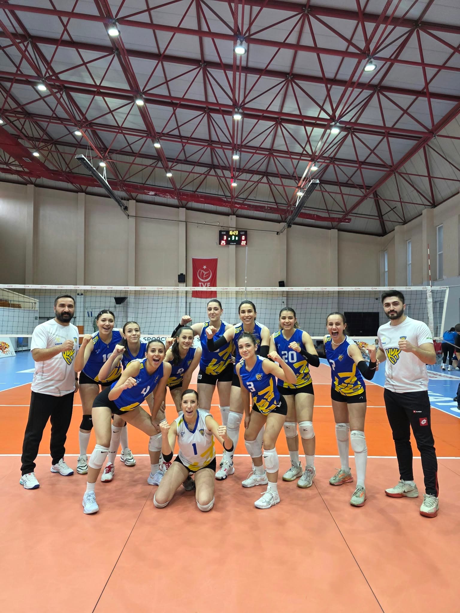 KCS Voleybol Kulübü 3’te 3 yaptı