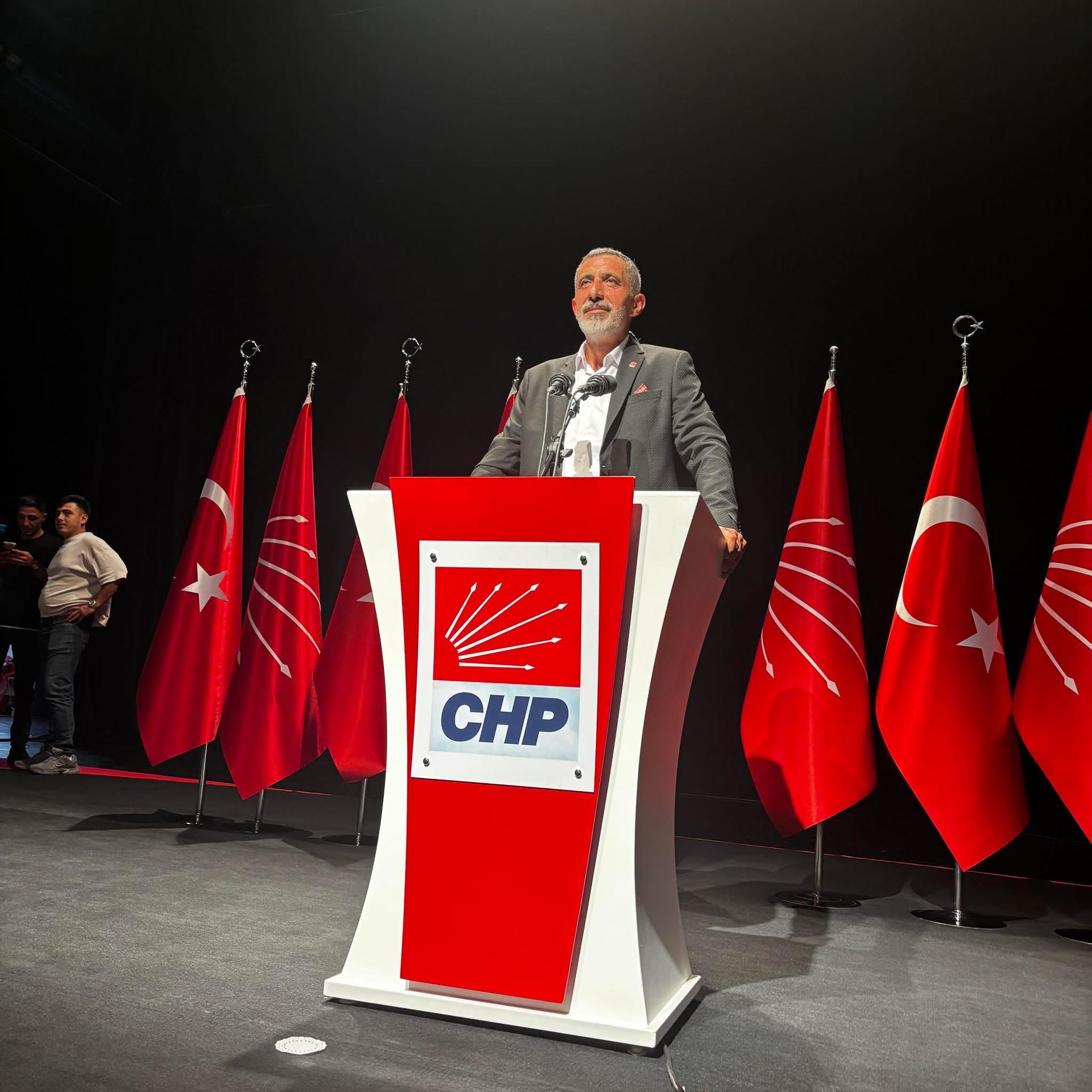 CHP Melikgazi’ye Ufuk Gültekin ve Kocasinan’a Yaşar Ay atandı